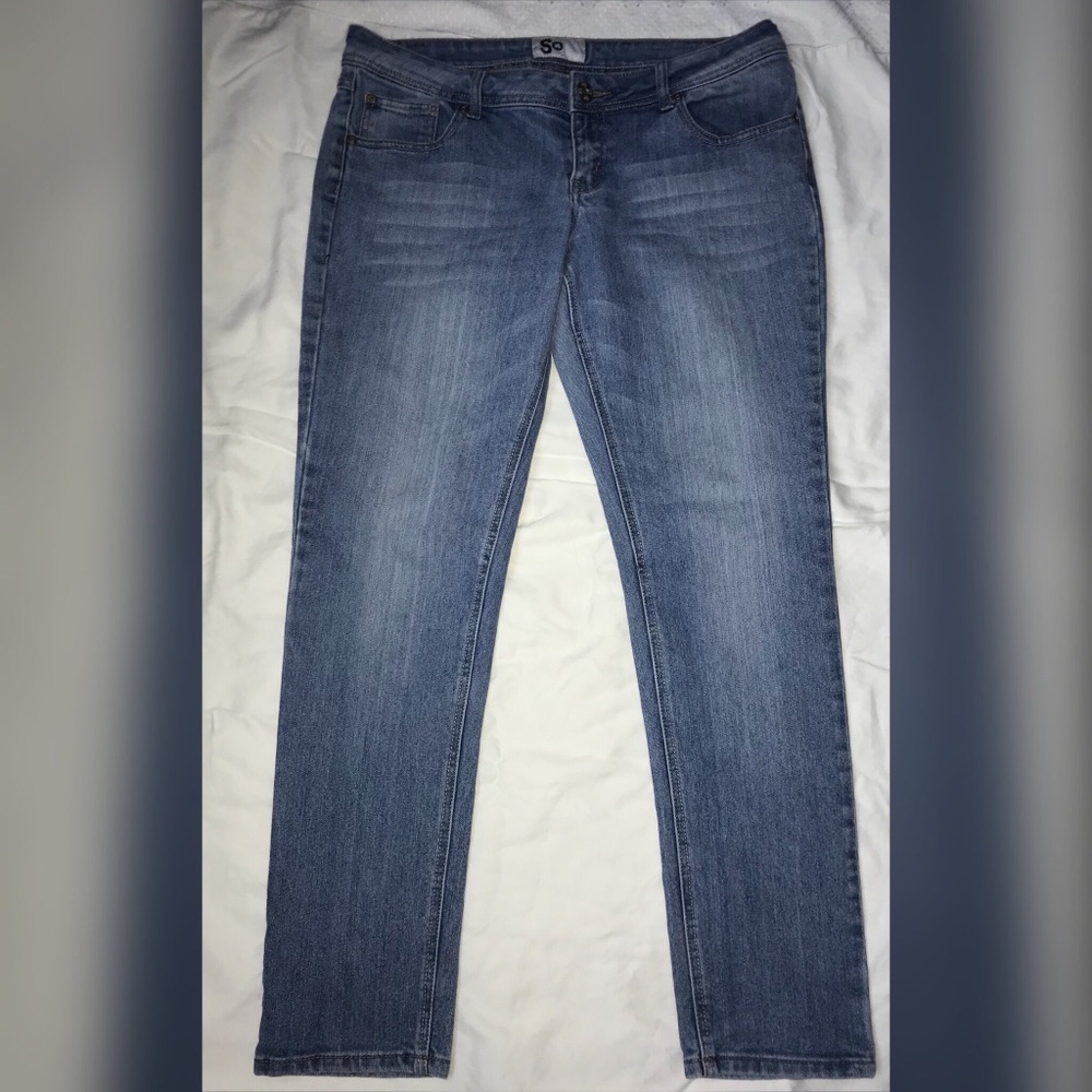 So Jeans